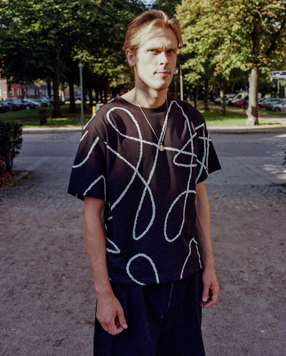 Doodle Pattern T-Shirt - Black