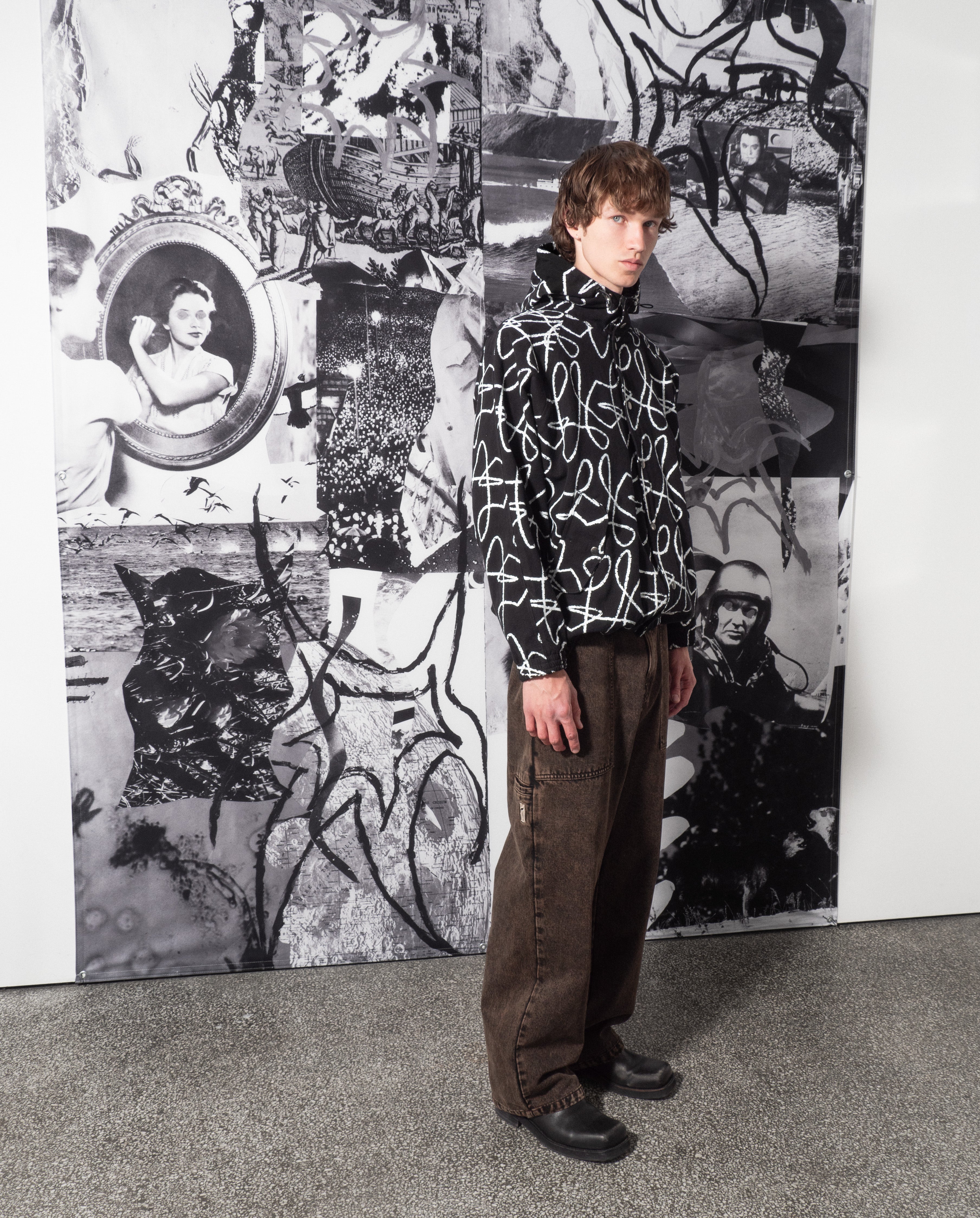 Boxy Doodle Jacket - Black – POETICCOLLECTIVE